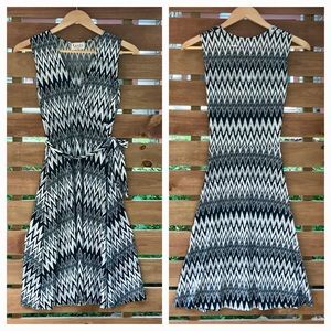 Chevron Print Wrap Front  Sleeveless Dress